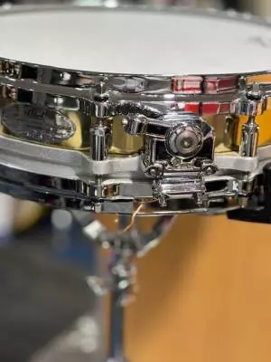 Pearl 14 x 3.5 Brass Free Floating Snare 2